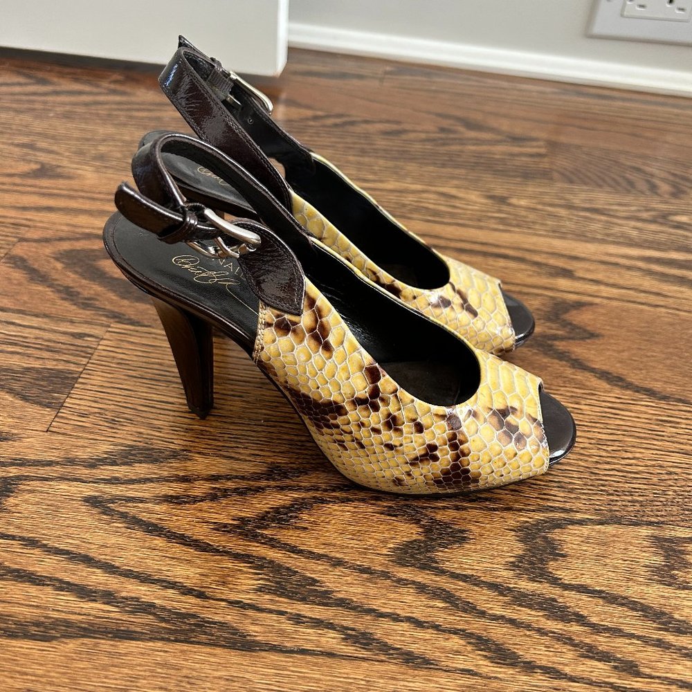 DONALD J. PLINER SNAKE PRINT Y2K HEELS (size 5.5)